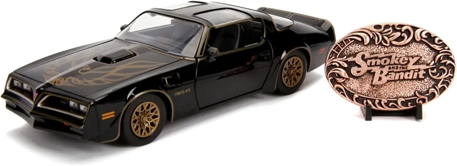 Smokey and The Bandit 1:24 1977 Pontiac Firebird Trans Am Die-cast Car & Belt Buckle, Toys for Kids and Adults