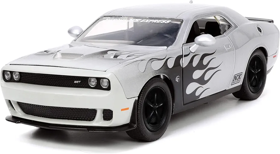 Jada Toys Big Time Muscle 1:24 2015 Dodge Challenger SRT Hellcat Die-cast Car Silver/Black Flames, Toys for Kids and Adults