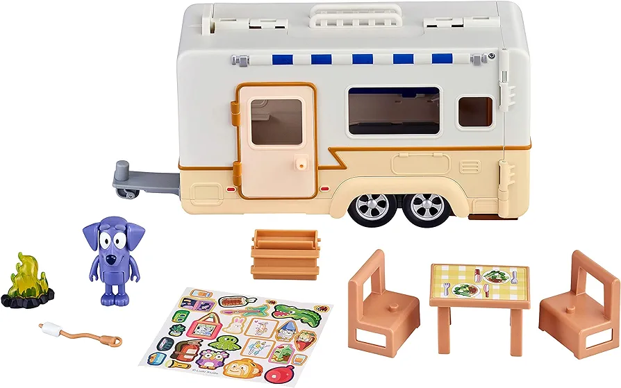 Bluey Caravan Adventure Playset, with 2.5" Jean Luc Figure