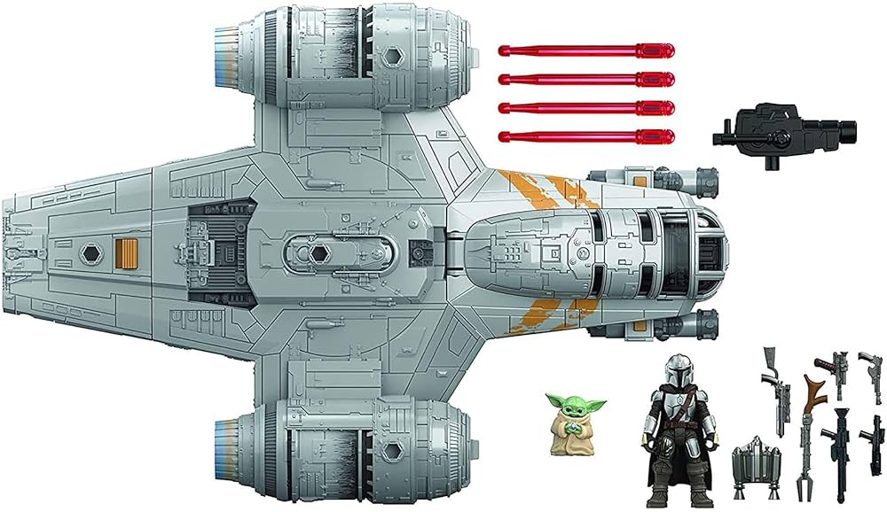 STAR WARS Mission Fleet The Mandalorian The Child Razor Crest Outer Rim Run Deluxe Vehicle with 2.5-Inch-Scale Figure for Kids Ages 4 and Up