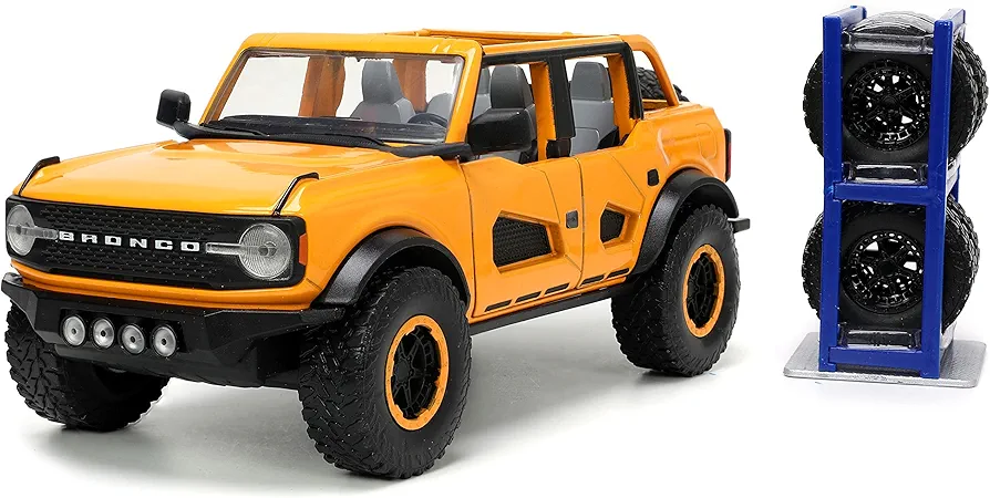 Jada Toys Just Trucks 1:24 2021 Ford Bronco Die-cast Car Orange with Tire Rack, Toys for Kids and Adults