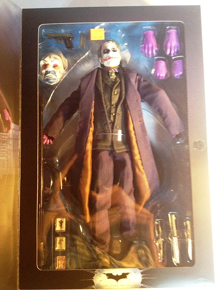 DC Comics Batman Dark Knight - The Joker 1:6 Scale Collector Figure